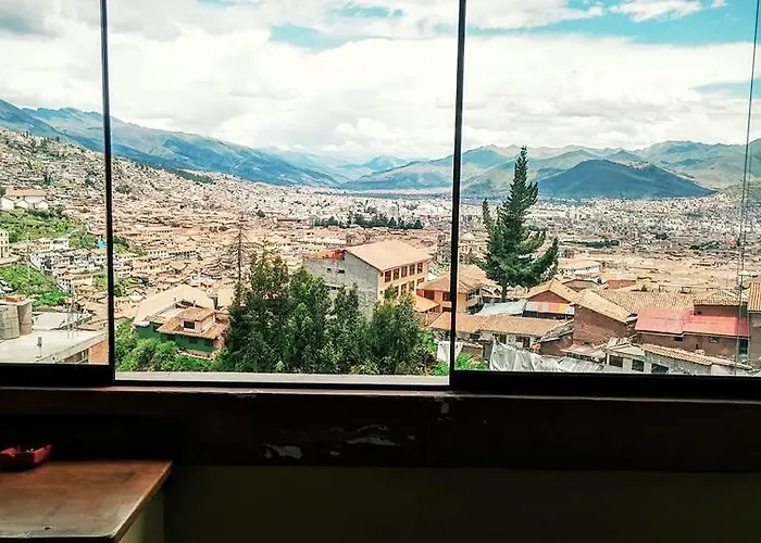 Santana 2* Cuzco